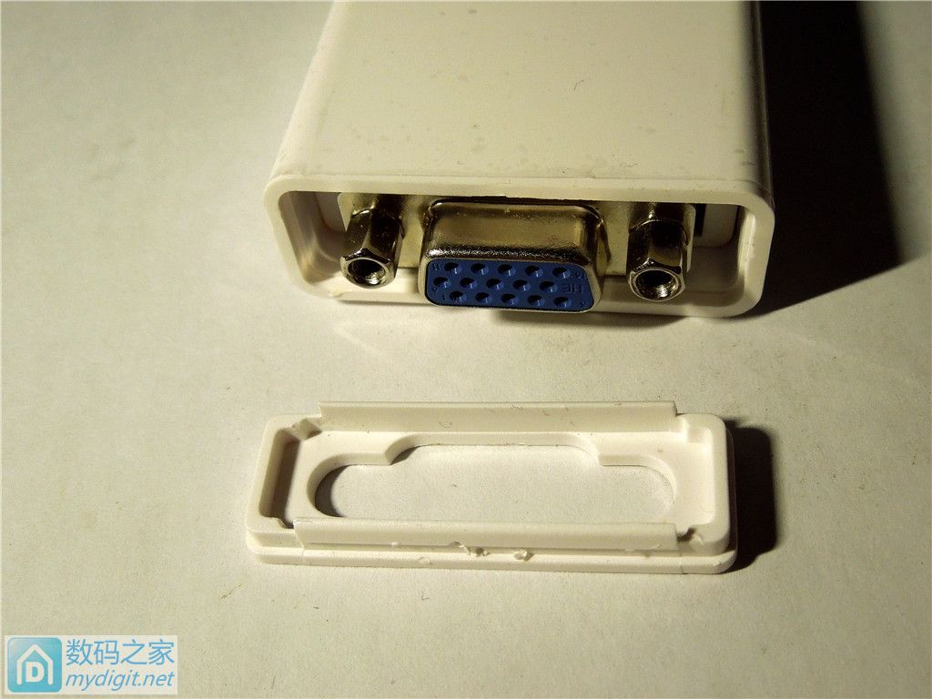 测评试用丨恒行6HDMI转VGA转换器拆解