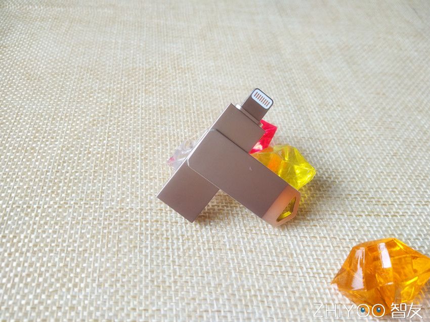 恒行6苹果手机U盘试用测评