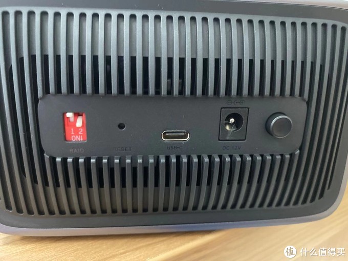 恒行6USB-C双盘位磁盘阵列盒试用评测