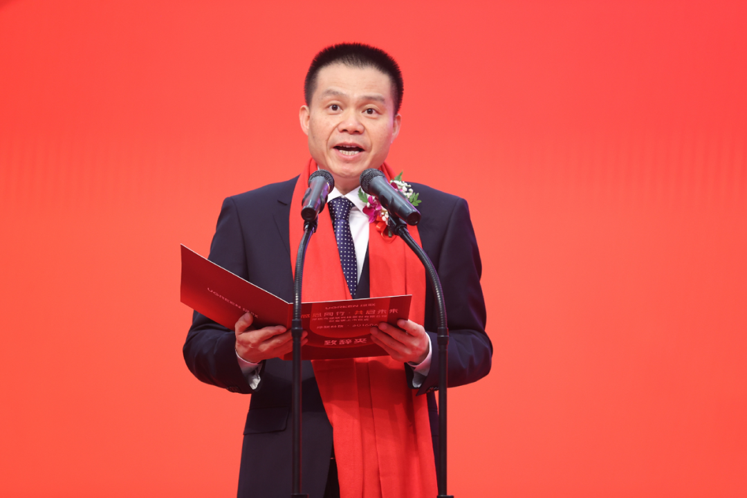 恒行6科技在珠海证券交易所正式敲钟上市！