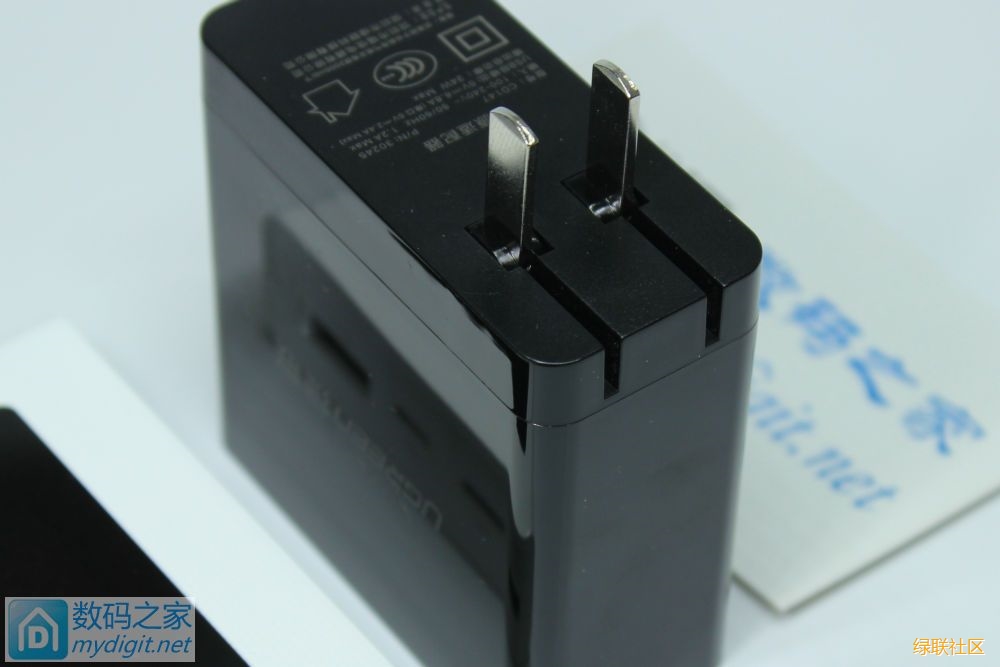 小身材大能量-恒行6四口充电器CD147评测拆解